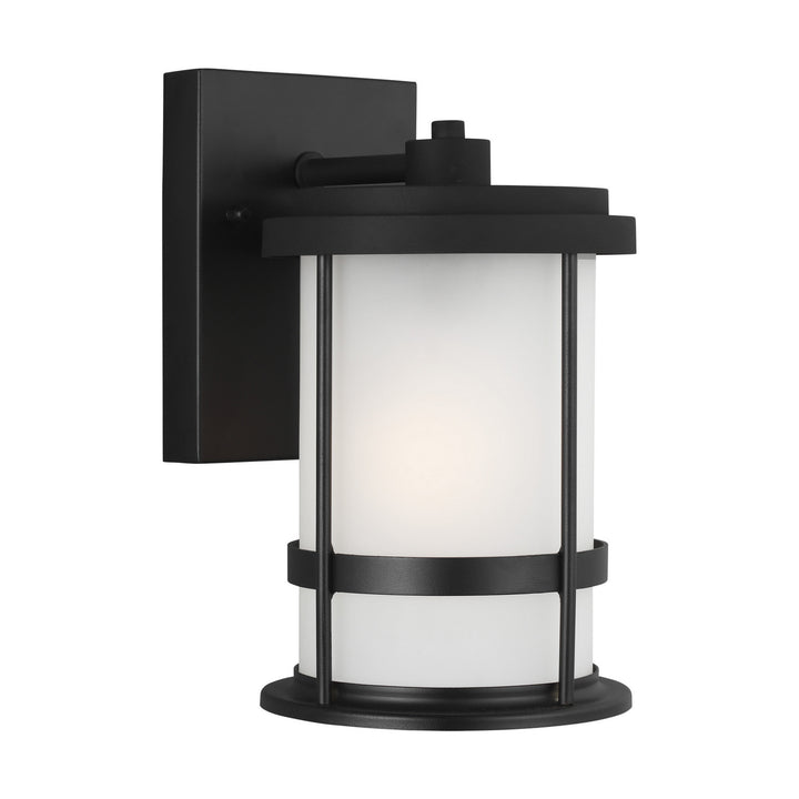 Generation Lighting. One Light Outdoor Wall Lantern