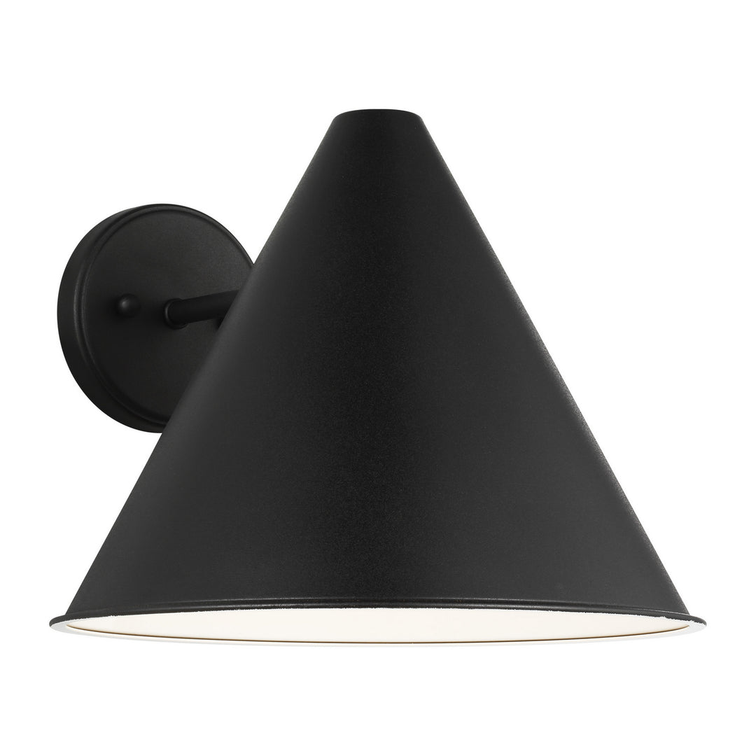 Generation Lighting. One Light Outdoor Wall Lantern