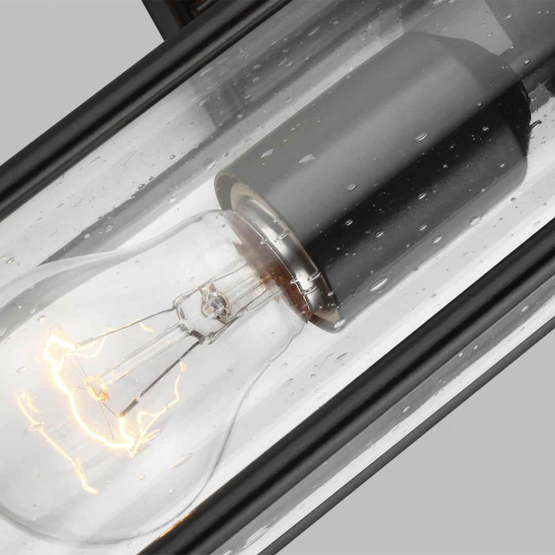 Generation Lighting. One Light Outdoor Wall Lantern