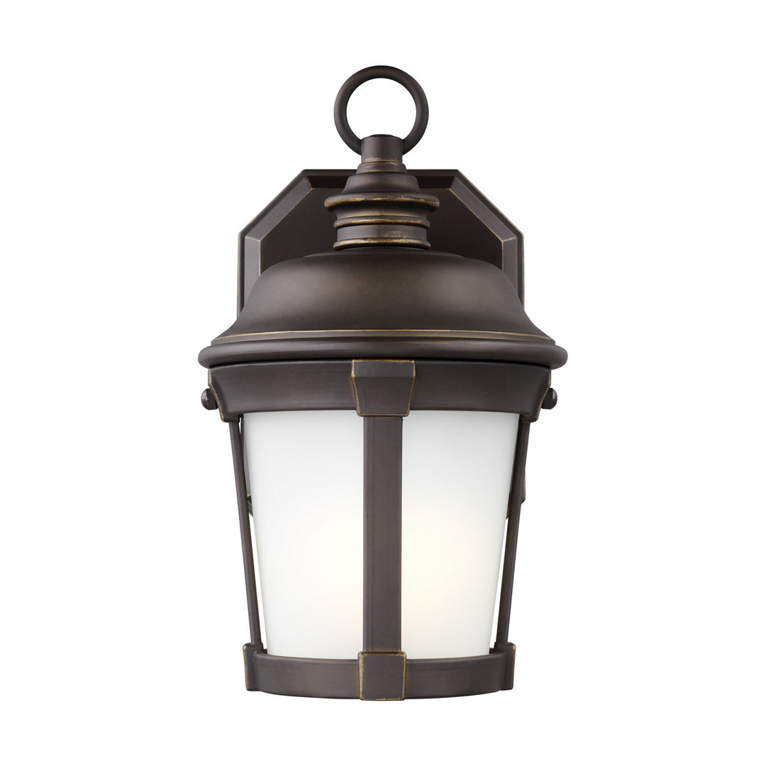 Generation Lighting. One Light Outdoor Wall Lantern