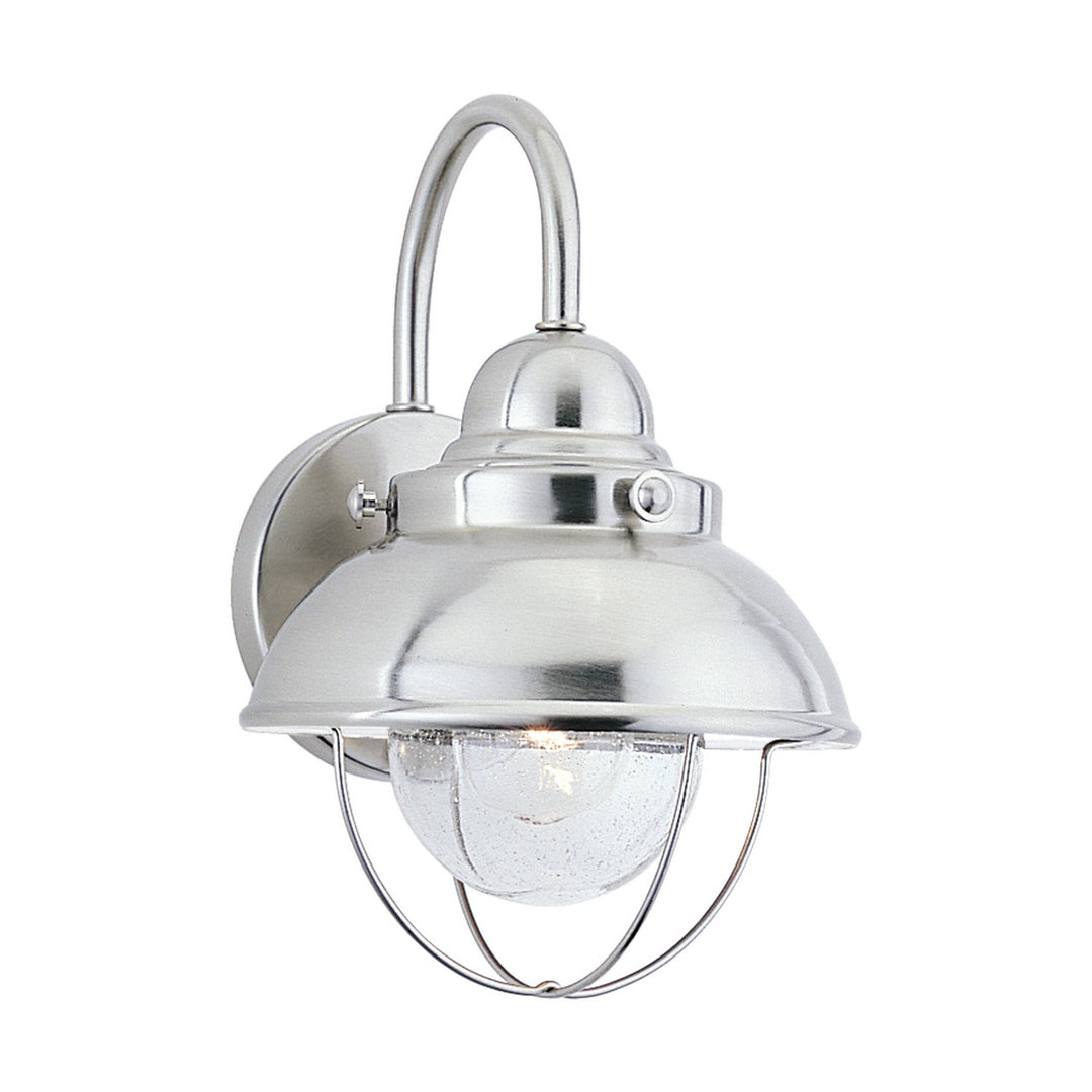 Generation Lighting. One Light Outdoor Wall Lantern