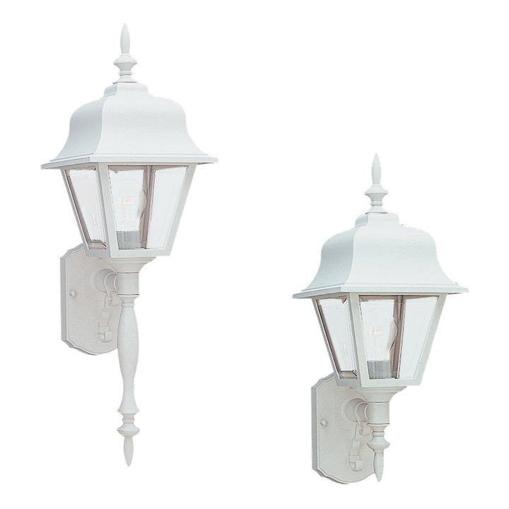 Generation Lighting. One Light Outdoor Wall Lantern