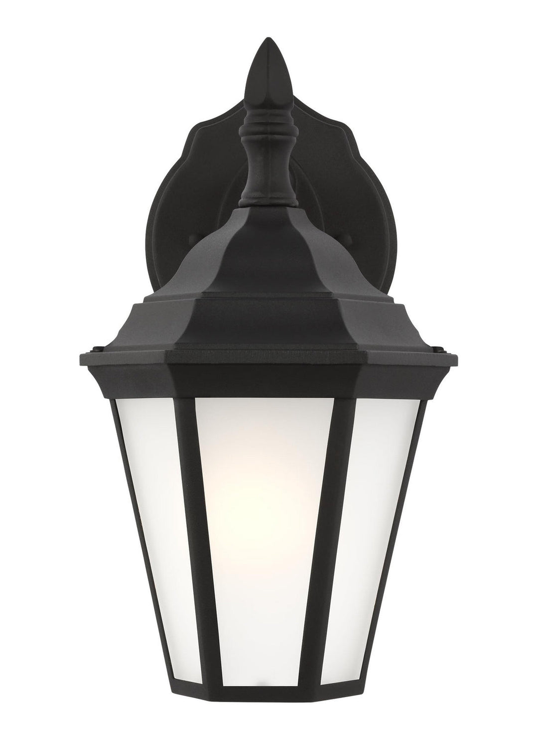 Generation Lighting. One Light Outdoor Wall Lantern