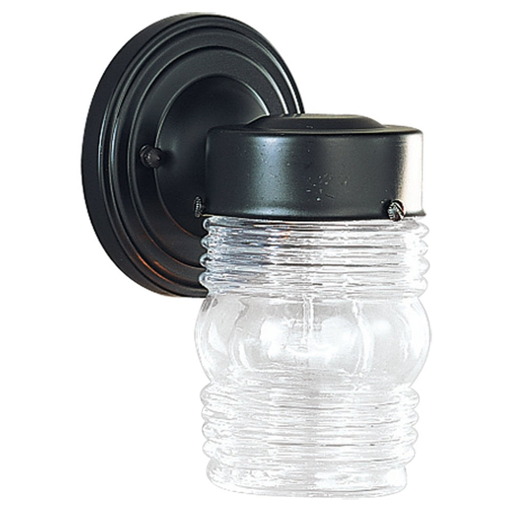 Generation Lighting. One Light Outdoor Wall Lantern