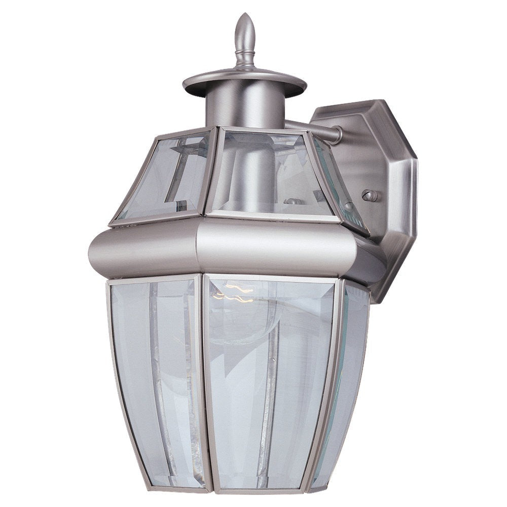 Generation Lighting. One Light Outdoor Wall Lantern