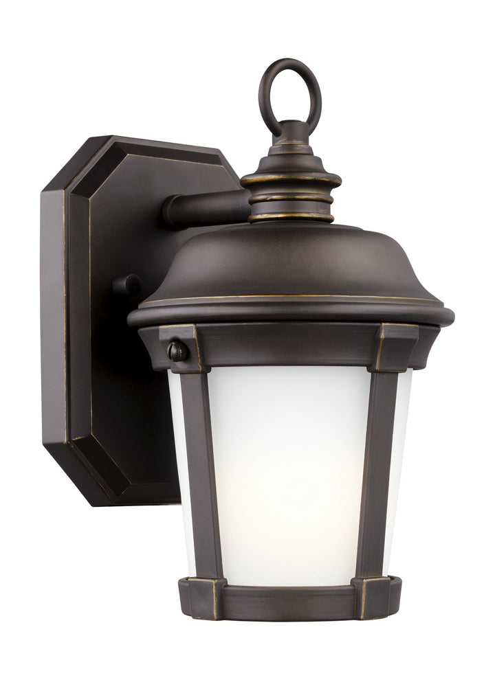 Generation Lighting. One Light Outdoor Wall Lantern