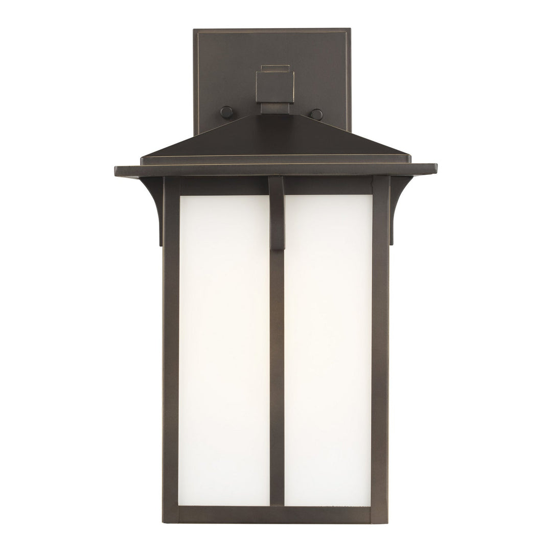 Generation Lighting. One Light Outdoor Wall Lantern
