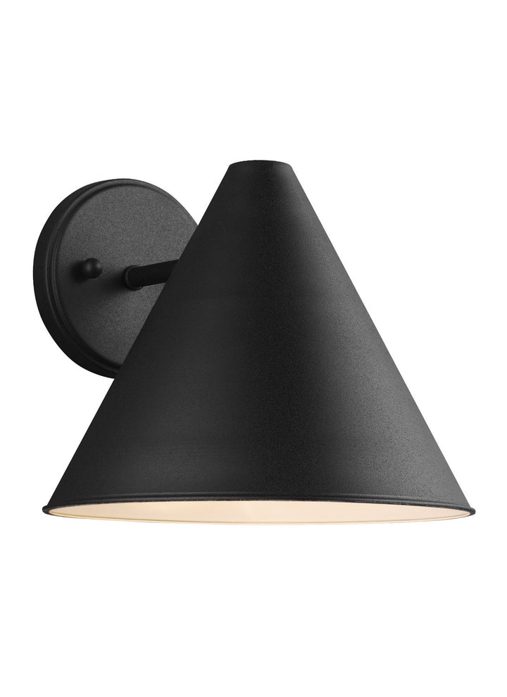 Generation Lighting. One Light Outdoor Wall Lantern