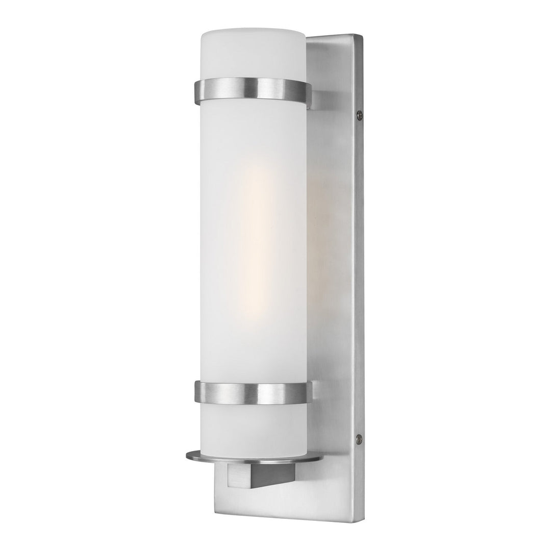 Generation Lighting. One Light Outdoor Wall Lantern