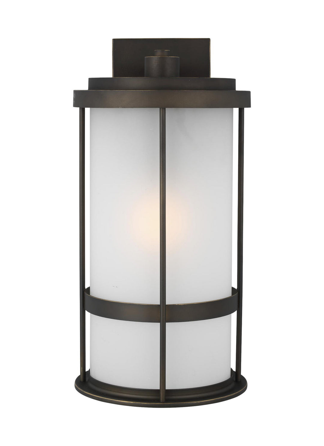 Generation Lighting. One Light Outdoor Wall Lantern