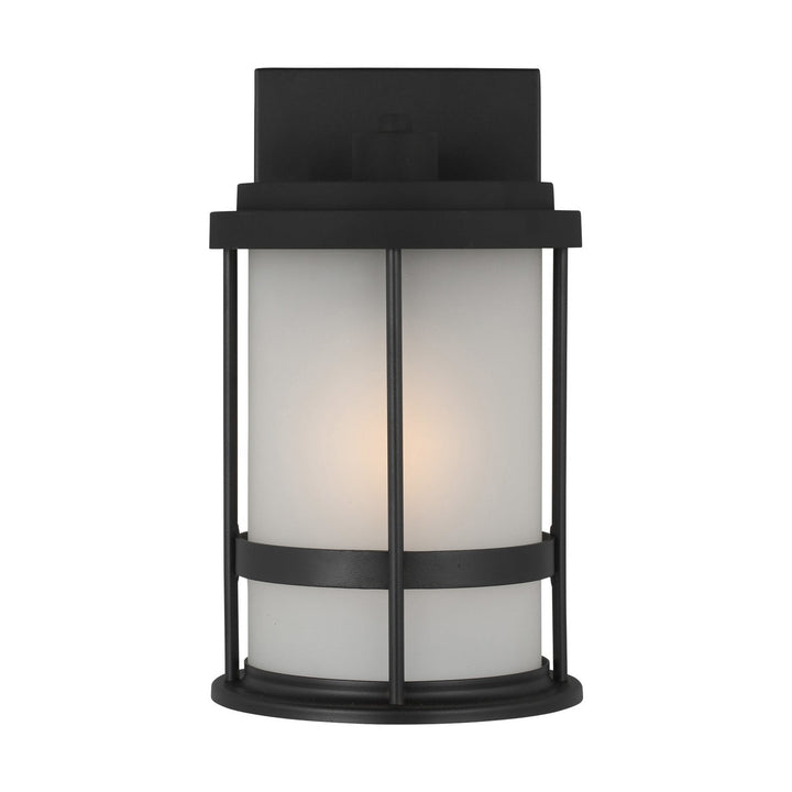 Generation Lighting. One Light Outdoor Wall Lantern