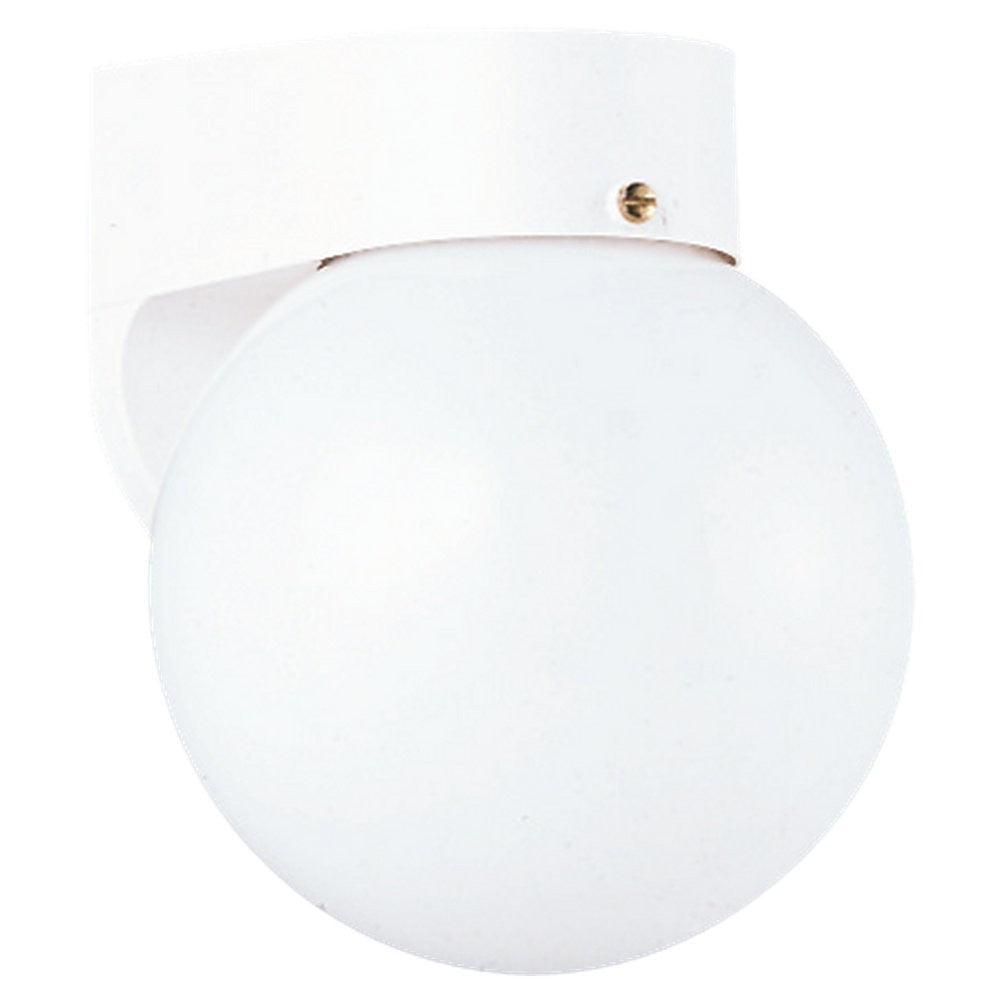Generation Lighting. One Light Outdoor Wall Lantern