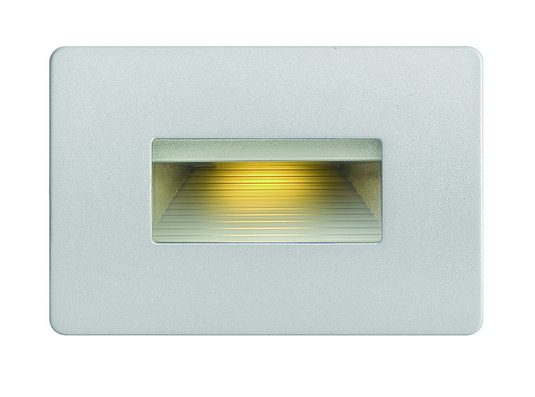 Luna LED Landscape Deck in Titanium