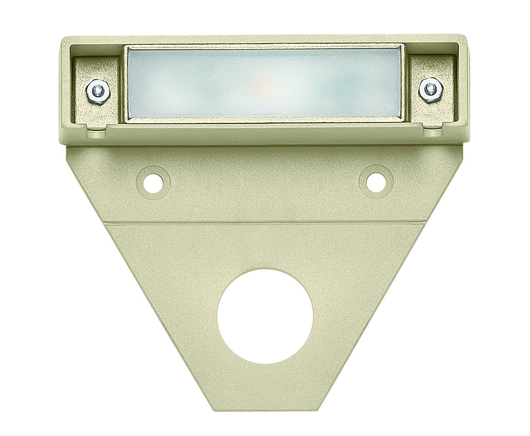 Nuvi LED Landscape Deck in Sandstone