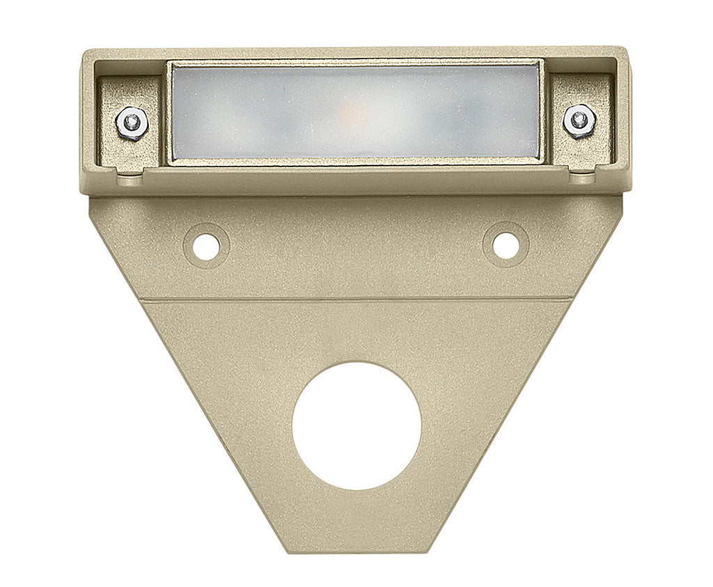 Nuvi LED Landscape Deck in Sandstone