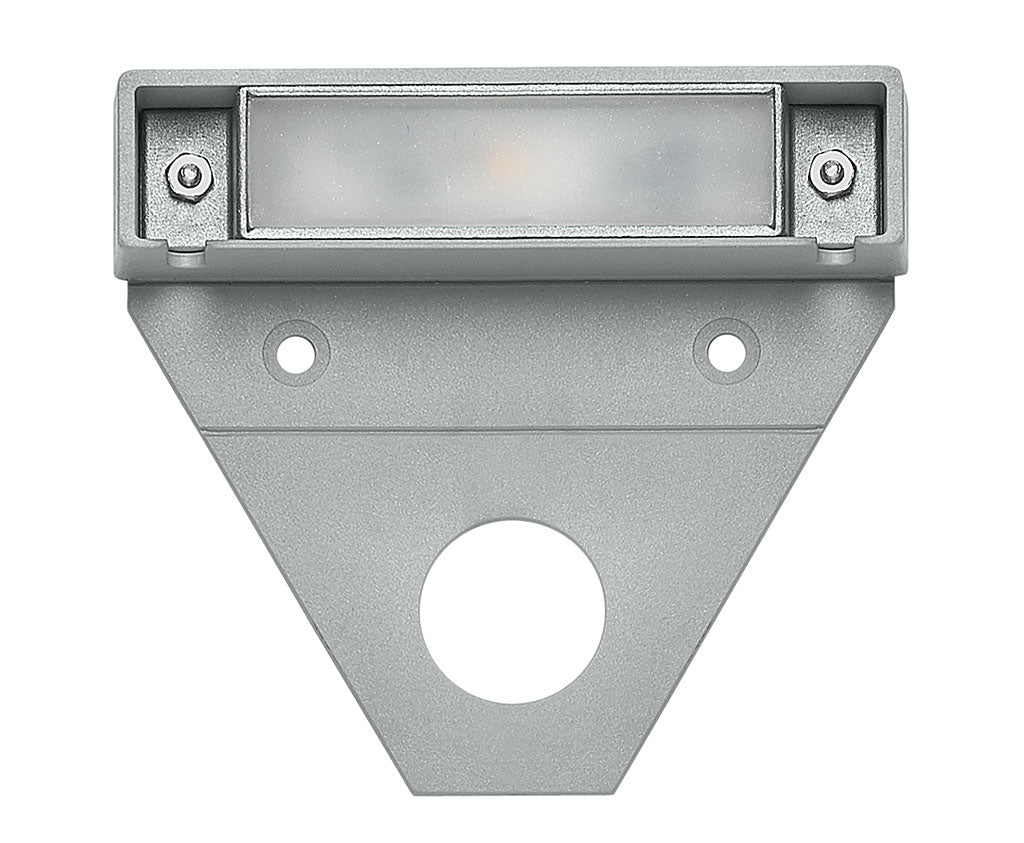 Nuvi LED Landscape Deck in Titanium