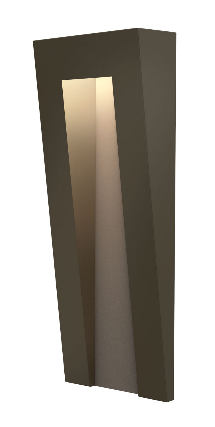 Taper LED Landscape in Bronze