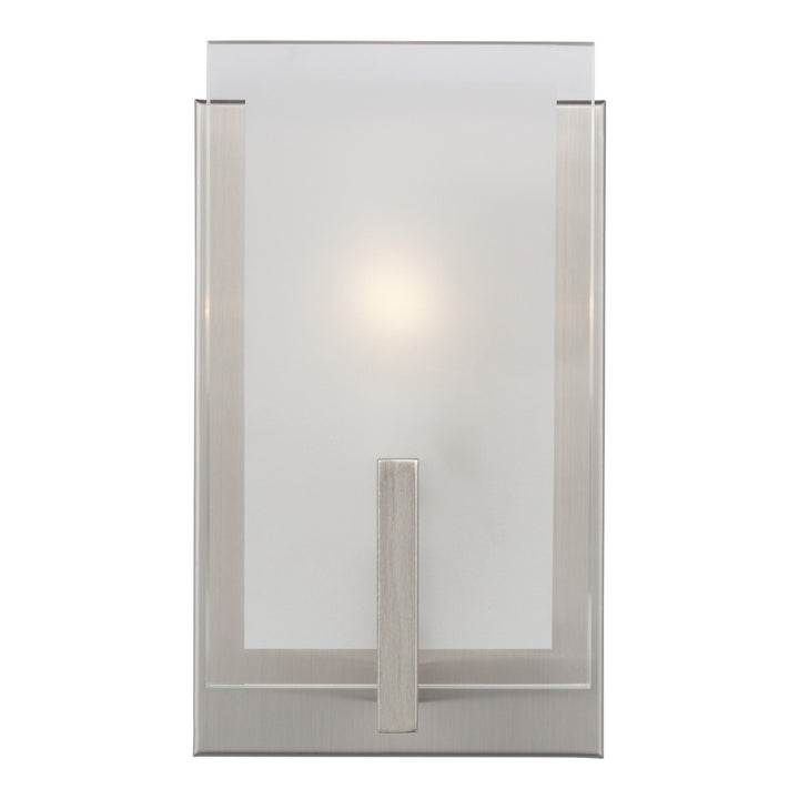 Visual Comfort StudioSyllOne Light Wall / Bath Sconce