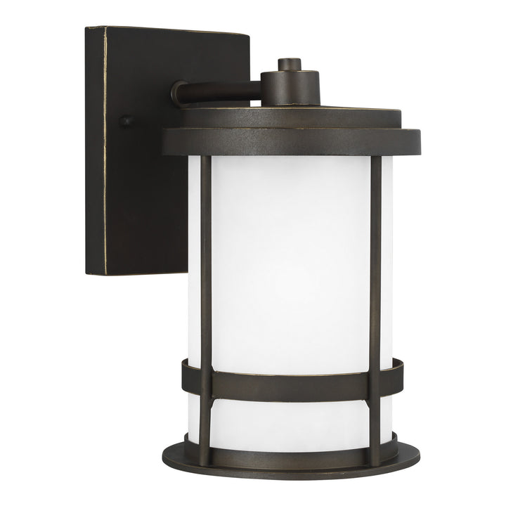 Generation Lighting. One Light Outdoor Wall Lantern