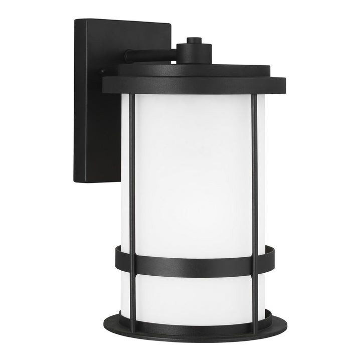 Generation Lighting. One Light Outdoor Wall Lantern