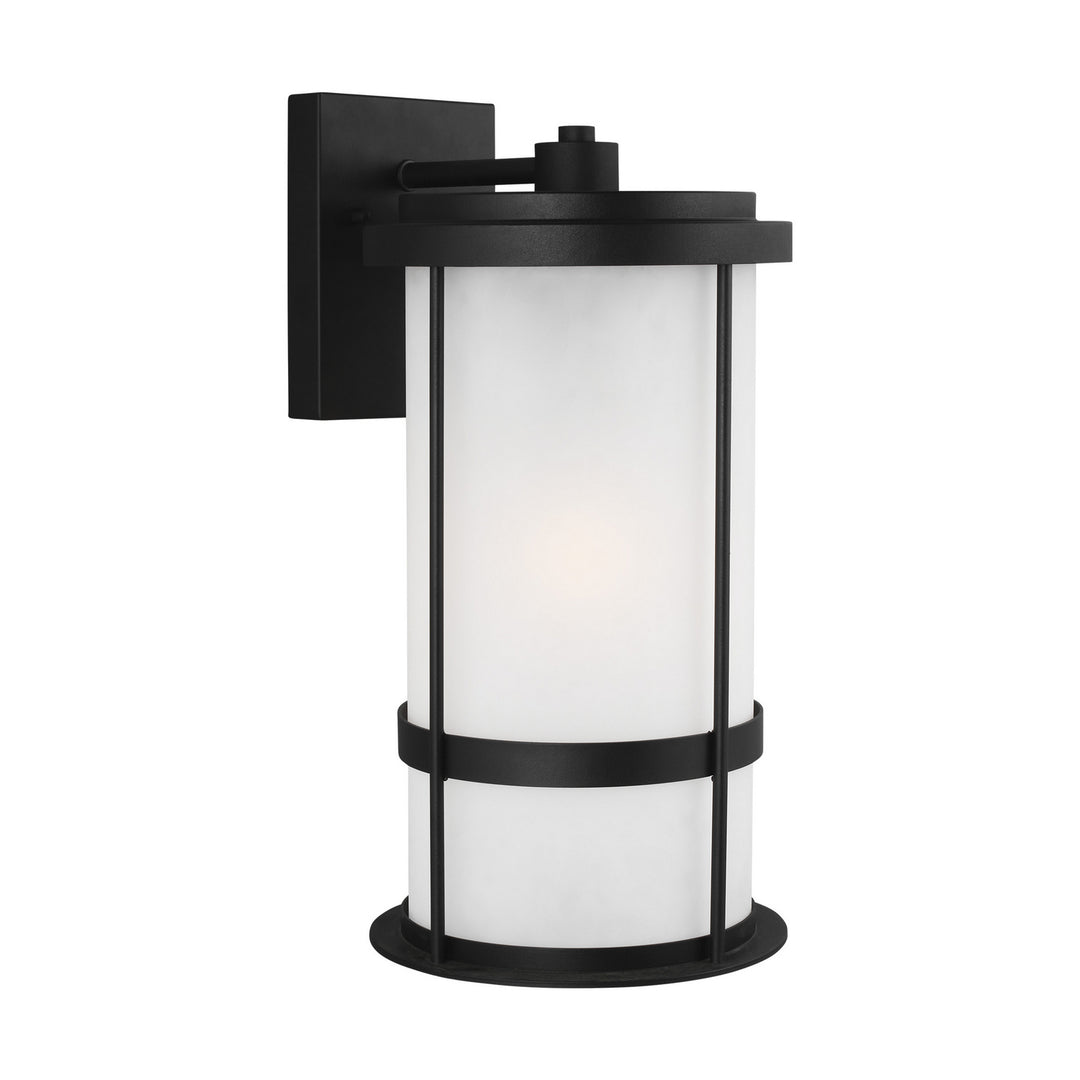 Generation Lighting. One Light Outdoor Wall Lantern