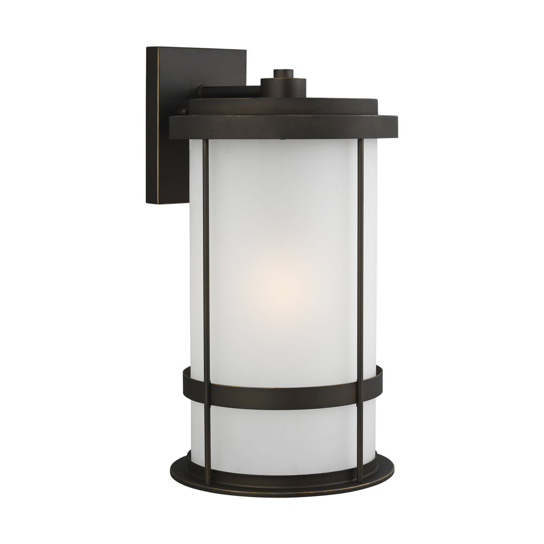 Generation Lighting. One Light Outdoor Wall Lantern