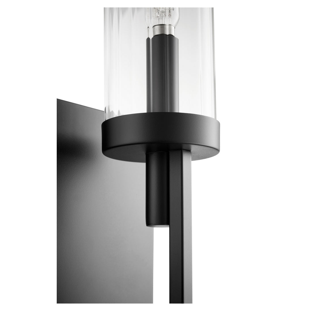 Quorum One Light Wall Mount