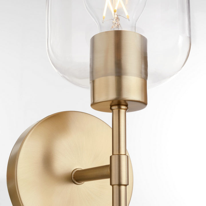 Quorum One Light Wall Mount