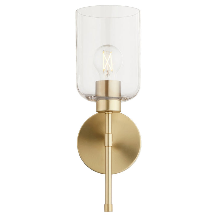 Quorum One Light Wall Mount