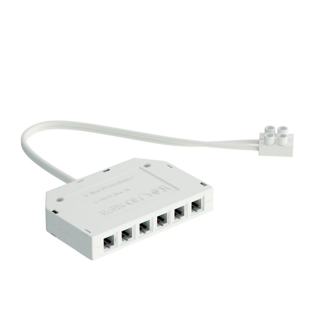 MaximCounterMax 24V LED Channel6 Port Hub for Low Voltage Plug Connection