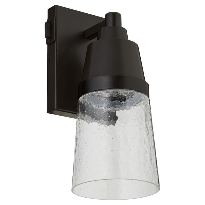 QuorumAltamonteLED Lantern