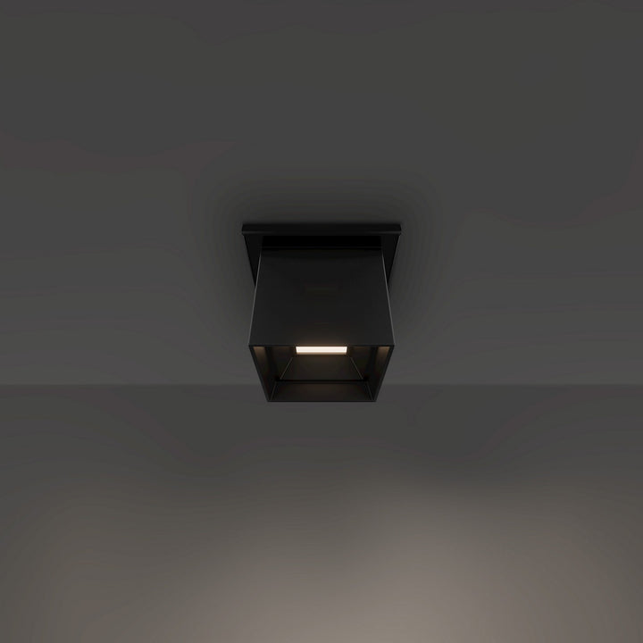 Modern FormsKubeLED Outdoor Flush Mount