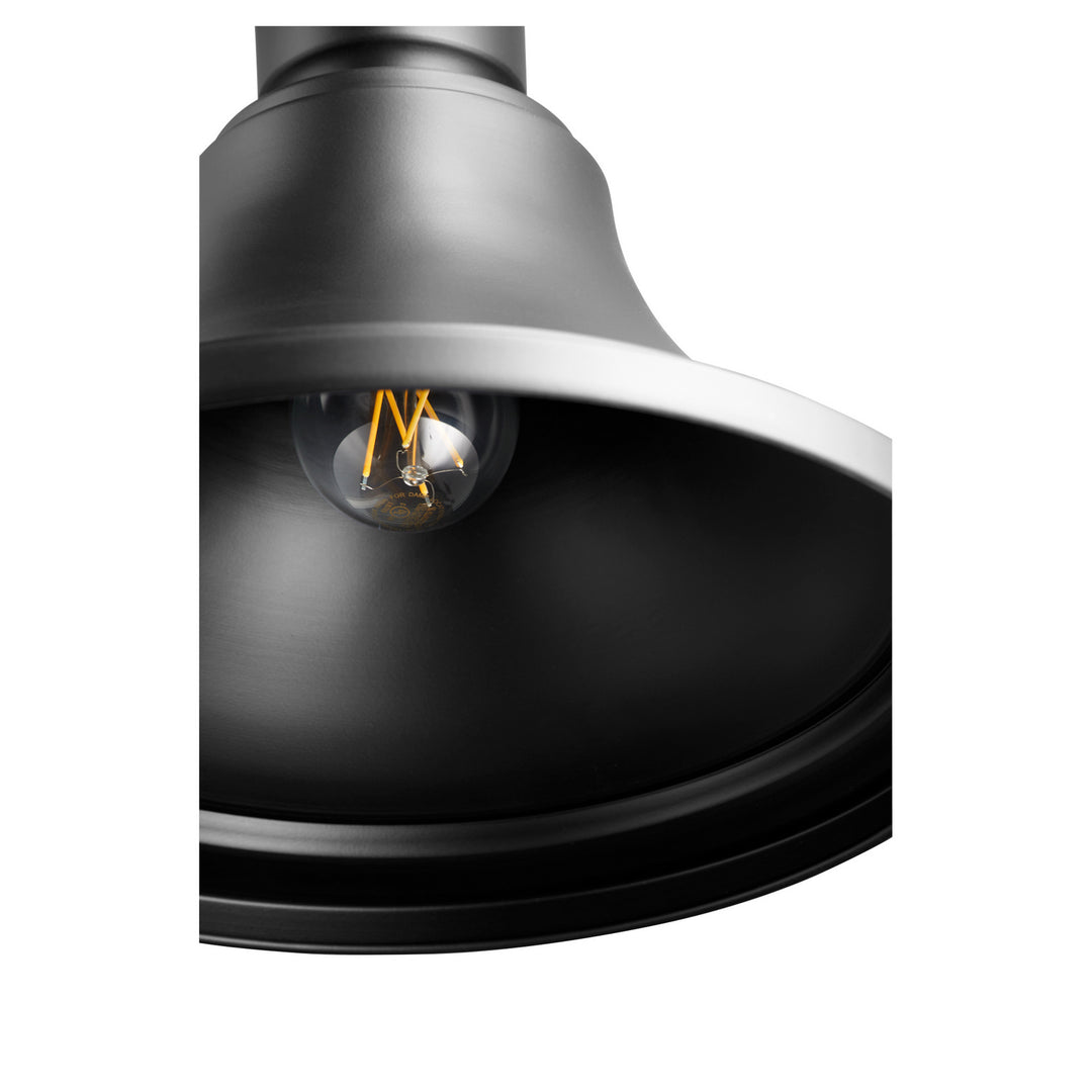 Quorum One Light Outdoor Lantern