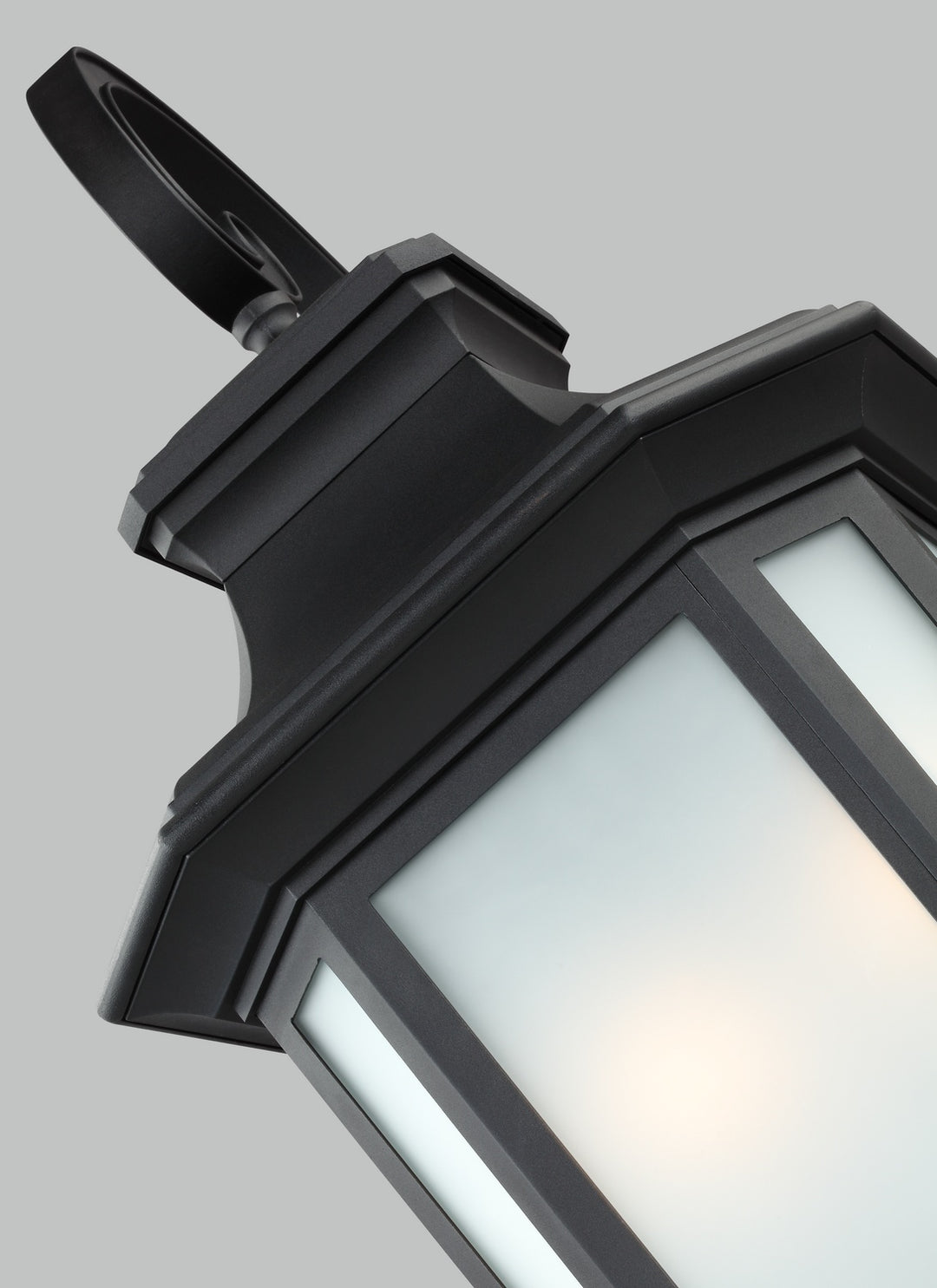 Generation Lighting. One Light Outdoor Wall Lantern