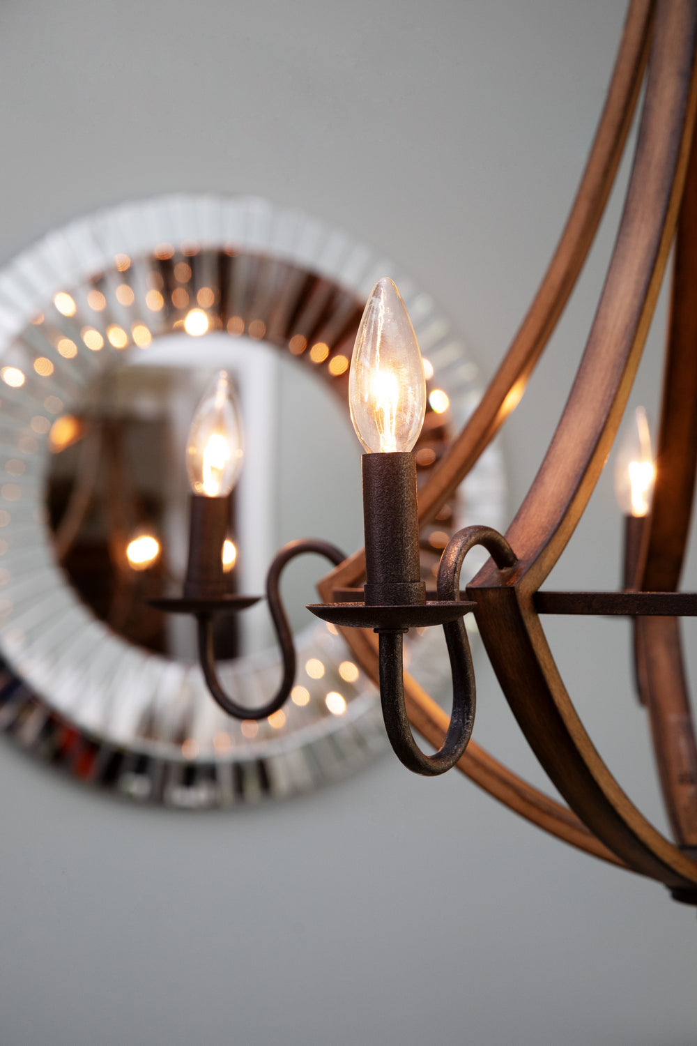 Quoizel Five Light Chandelier