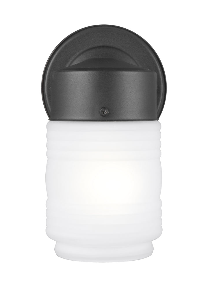 Generation Lighting. One Light Outdoor Wall Lantern