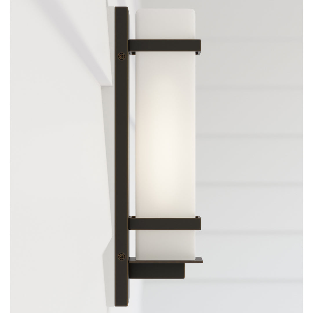 Generation Lighting. One Light Outdoor Wall Lantern