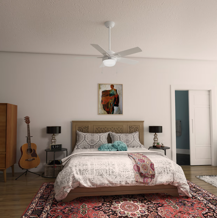 Hunter Fan Zeal 44" Indoor Pull Chain Ceiling Fan with 14W LED