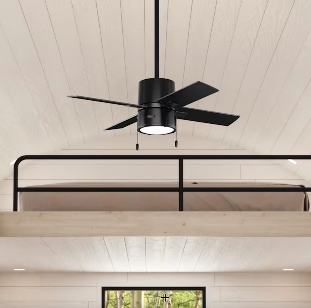 Hunter Fan Beck Pull Chain Ceiling Fan with 18W LED