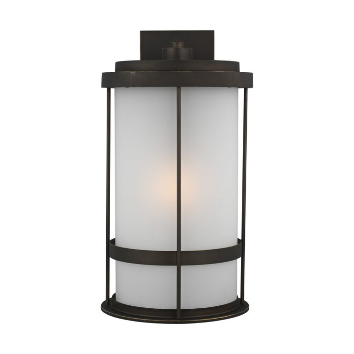 Generation Lighting. One Light Outdoor Wall Lantern