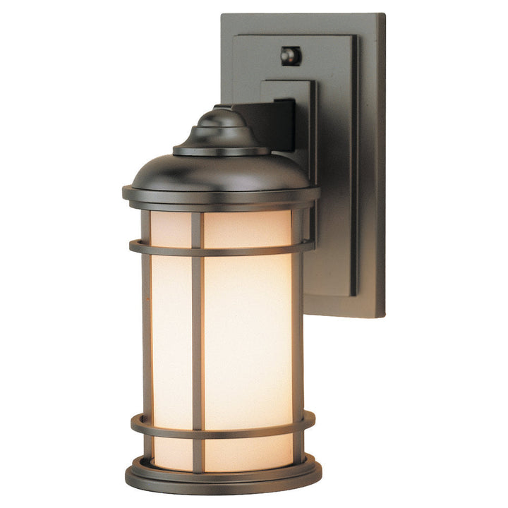 Generation Lighting. One Light Outdoor Wall Lantern