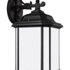 Generation Lighting. One Light Outdoor Wall Lantern