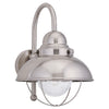 Generation Lighting. One Light Outdoor Wall Lantern