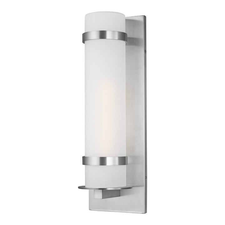 Generation Lighting. One Light Outdoor Wall Lantern