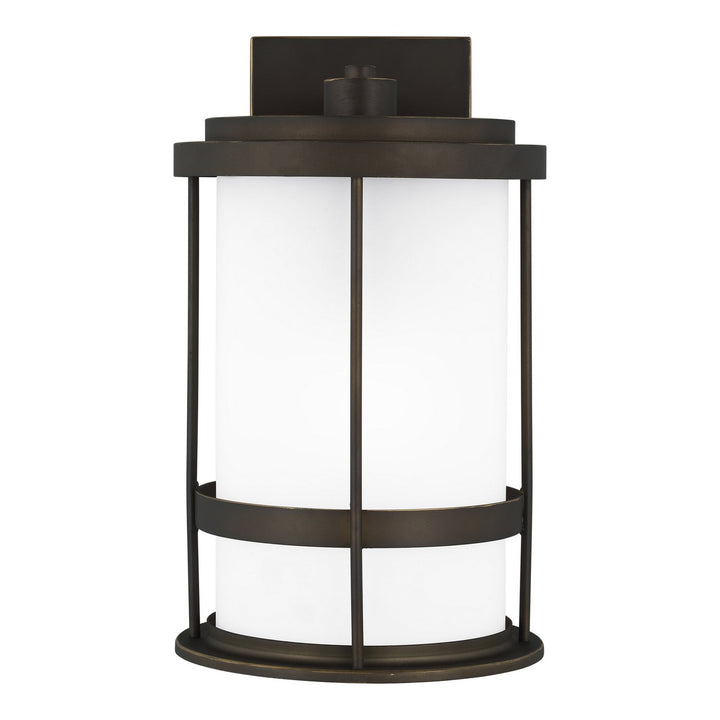 Generation Lighting. One Light Outdoor Wall Lantern