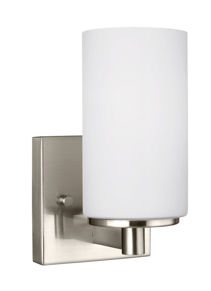 Generation Lighting. One Light Wall / Bath Sconce