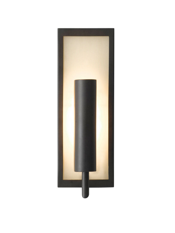 Generation Lighting. One Light Wall Sconce