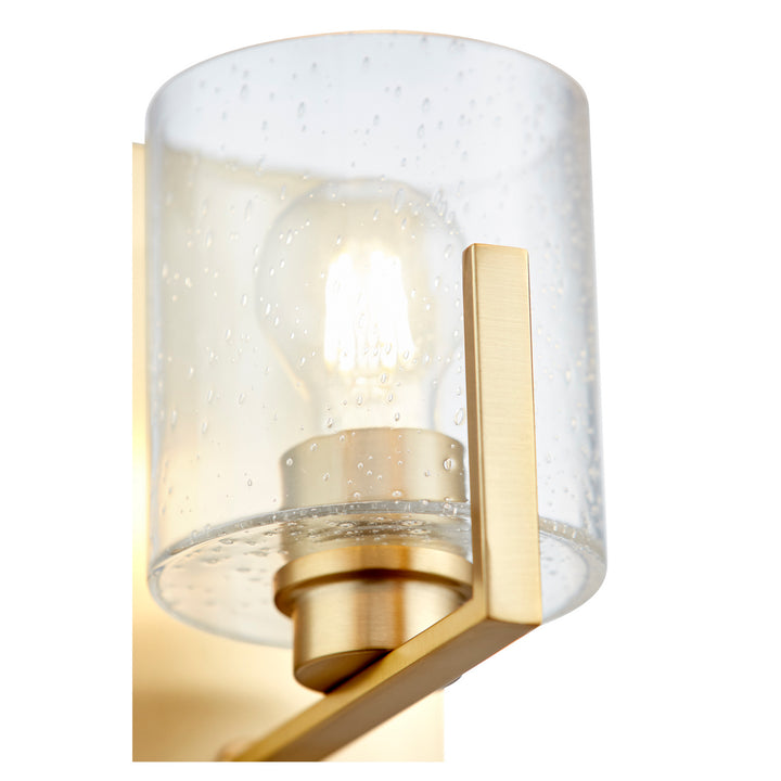 Quorum One Light Wall Mount