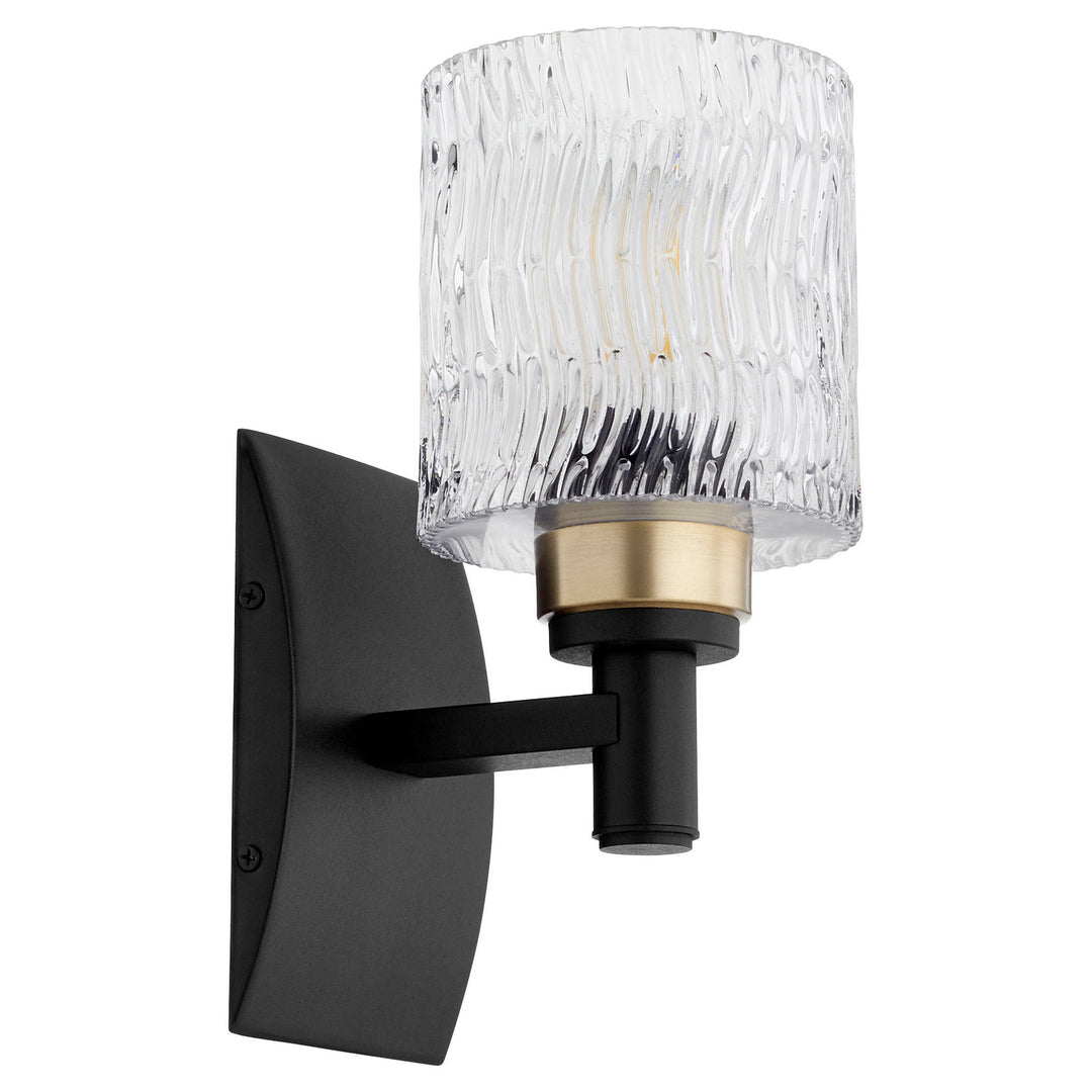 Quorum One Light Wall Mount