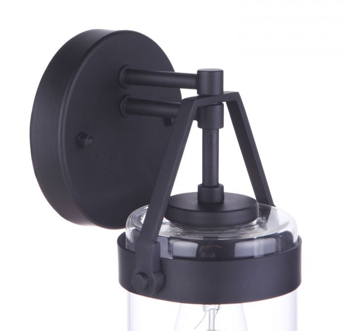 Franklin One Light Outdoor Wall Mount in Midnight